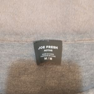 Joe Fresh woman top size medium